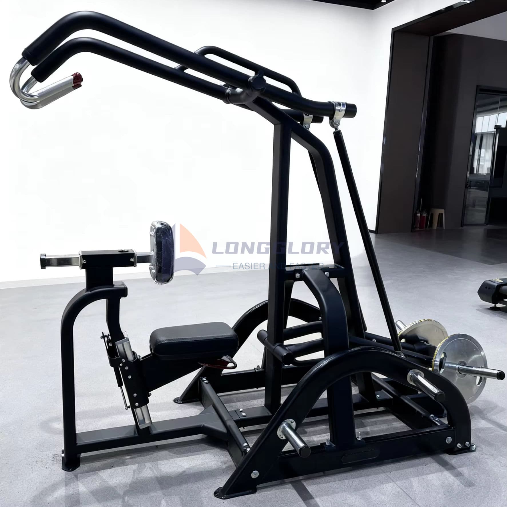 Lat Pulldown машинасын пайдаланудың екі жолы